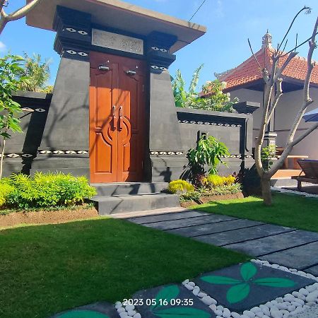 Konex Homestay Canggu  Exterior photo